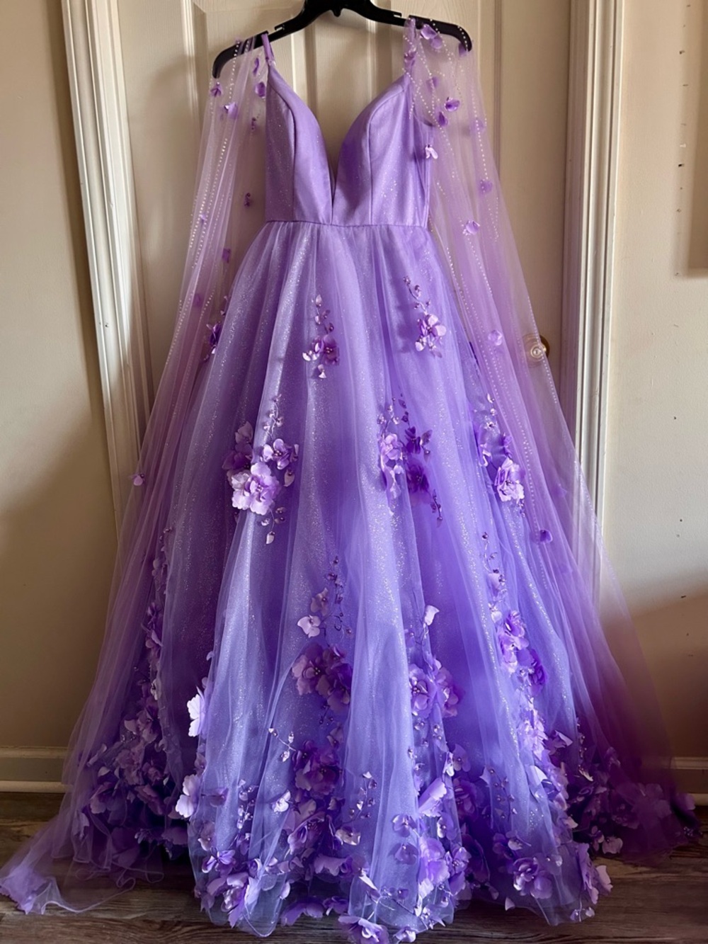 Ellie Wilde Lilac Embroidered Lace Organza Sparkly Prom Dress w/Cape‎ Sleeves 6 - Picture 6 of 16